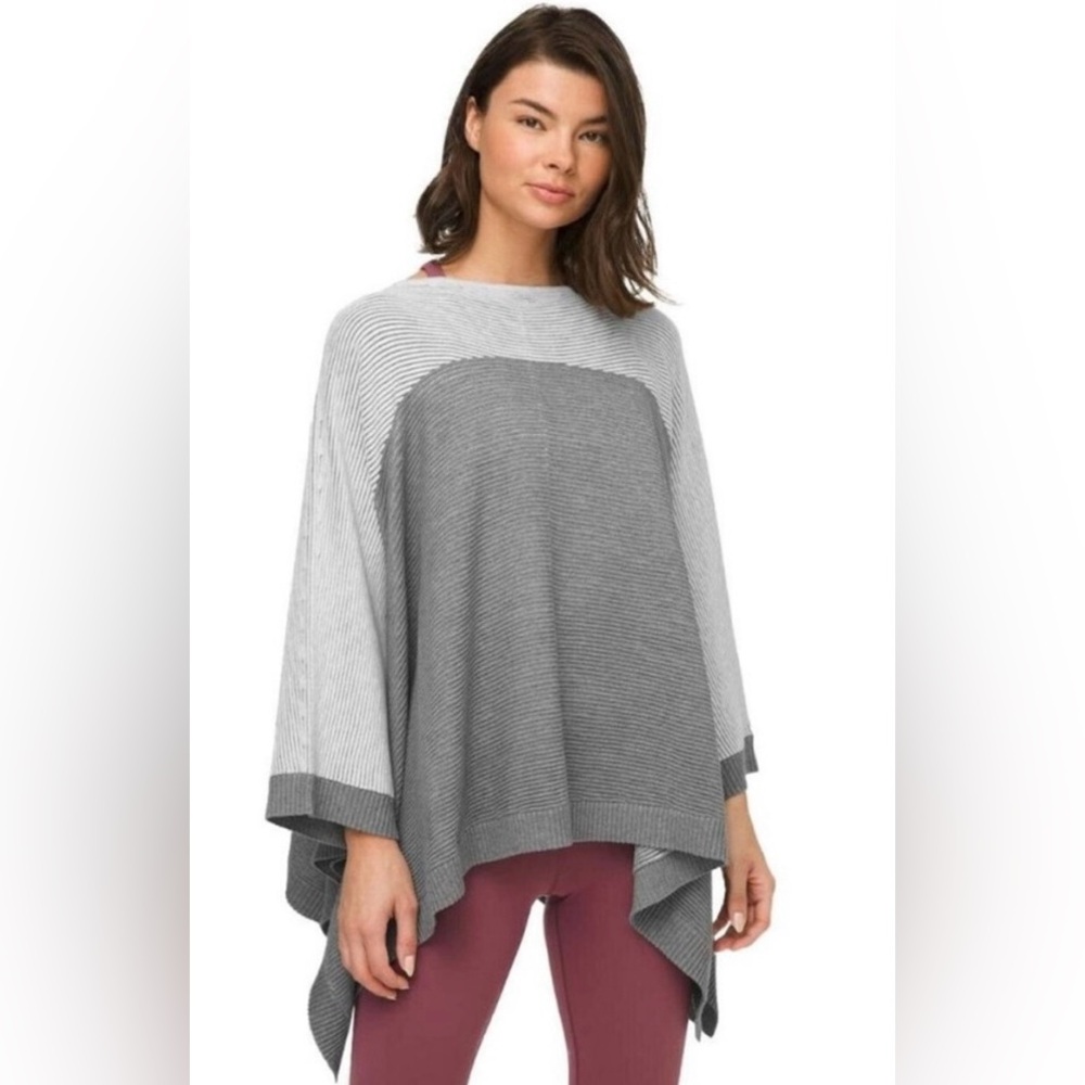 💥PRICE DROP💥 Lululemon It All Lines Up Ribbed Knit Poncho Sweater